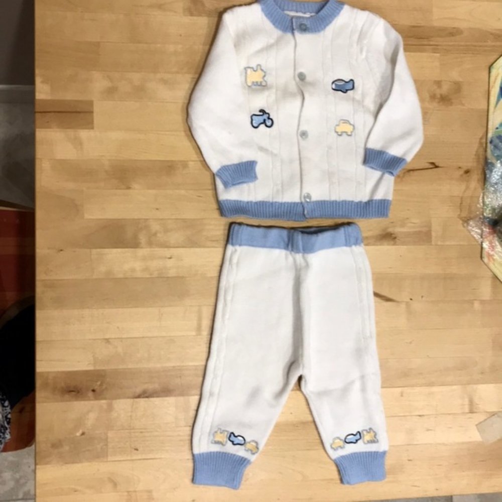 TOTS Fifth Avenue 2 pieces suit